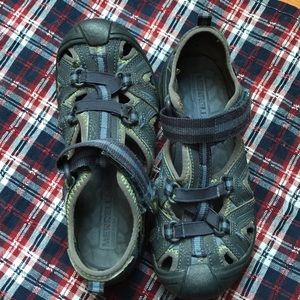 Merrell navy boys sandals